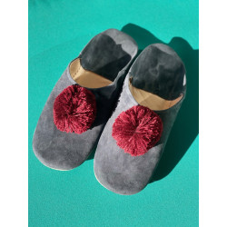 Gray slippers with burgundy...