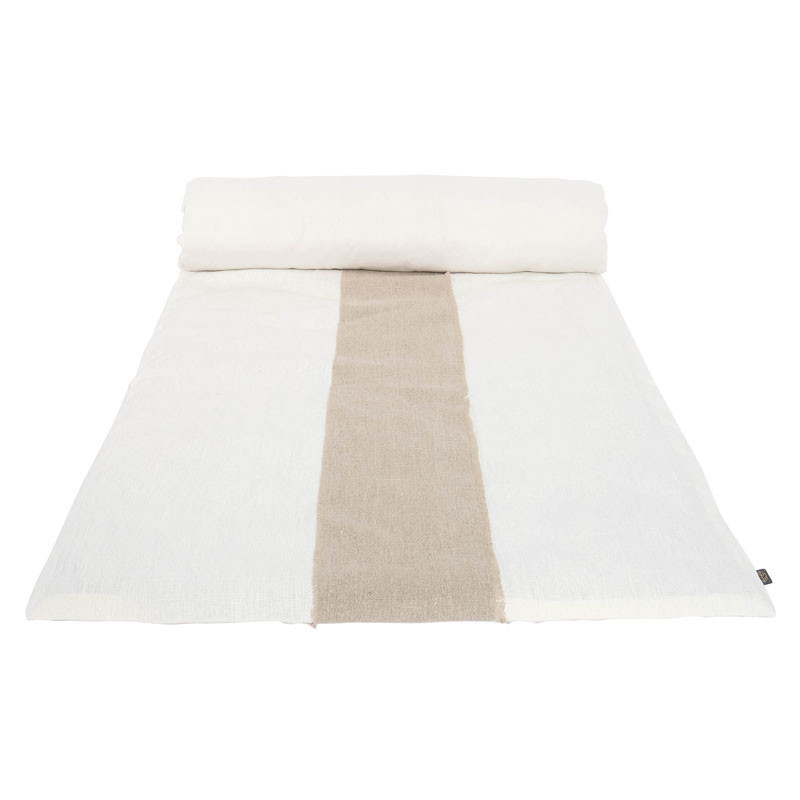 White linen quilt with natural linen band