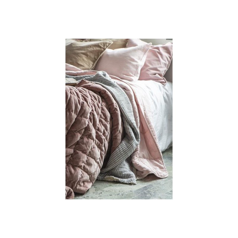 Velvet cushion - Powder pink