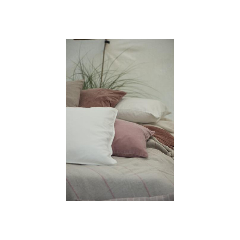 Velvet cushion - White