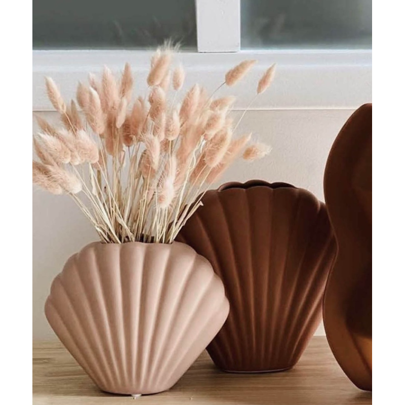 Nude shell vase S or M