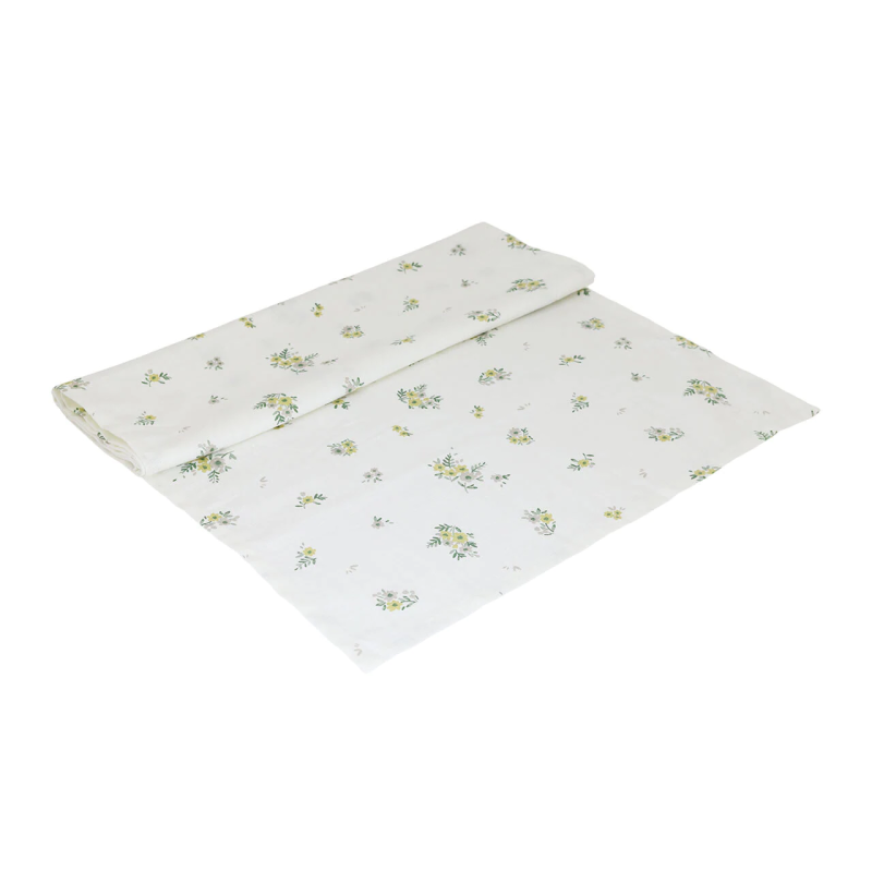 Table runner - White with flowers