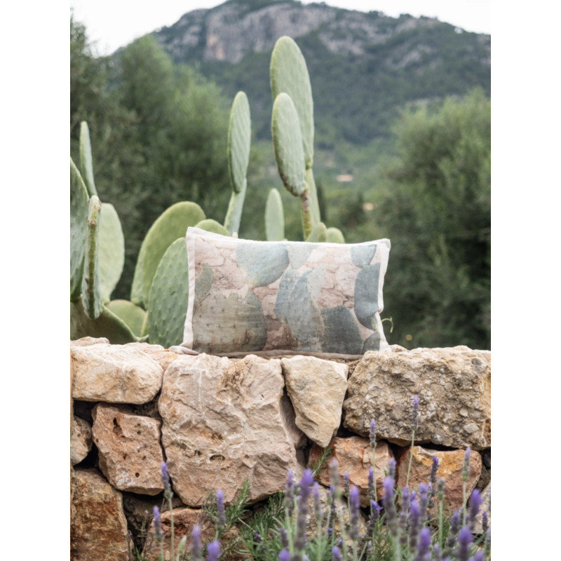Patterned cushion - Cactus