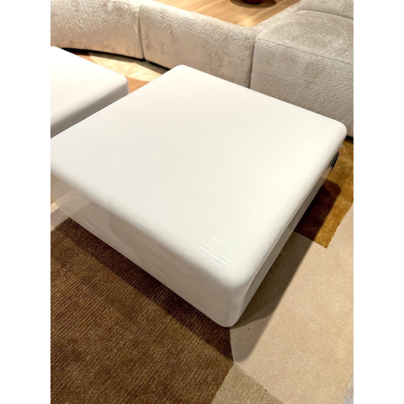 White lacquered coffee table - GM