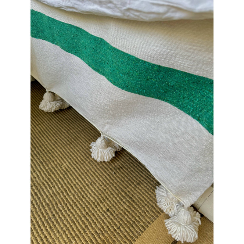 Plaid à pompons 100% coton blanc rayures vertes