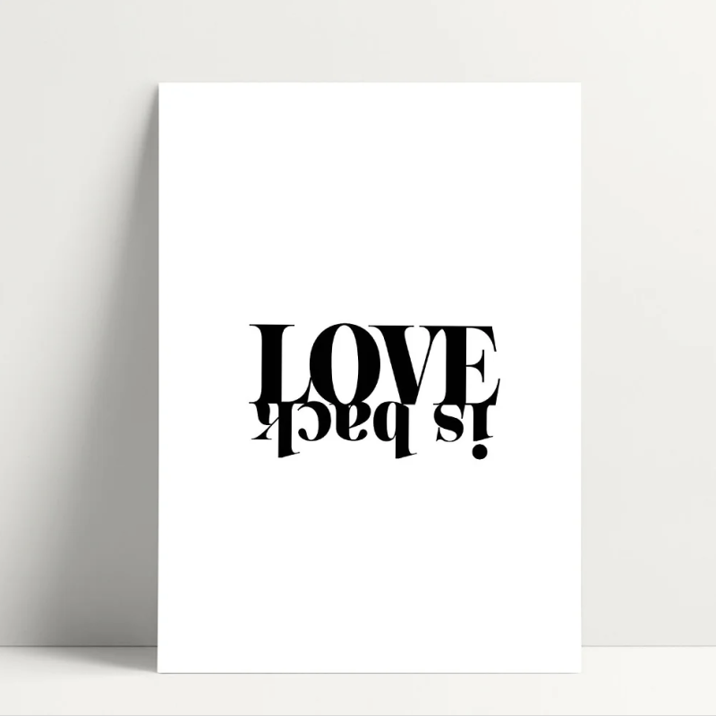 Carte postale - Love is back
